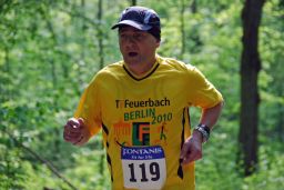 Volkslauf_2010_F_10_u__16km_(140).JPG
