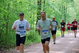 Volkslauf_2010_F_10_u__16km_(160).JPG