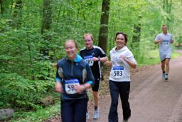 Volkslauf_2010_F_10_u__16km_(171).JPG