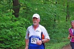 Volkslauf_2010_F_10_u__16km_(205).JPG