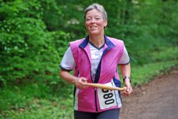 Volkslauf_2010_F_10_u__16km_(206).JPG