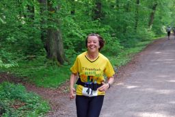 Volkslauf_2010_F_10_u__16km_(209).JPG