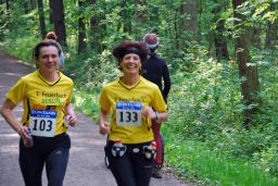 Volkslauf_2010_F_10_u__16km_(215).JPG