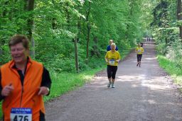 Volkslauf_2010_F_10_u__16km_(221).JPG