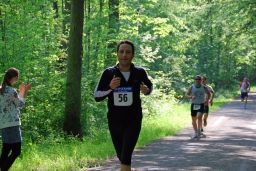 Volkslauf_2010_F_10_u__16km_(72).JPG