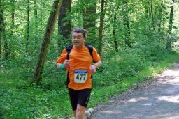 Volkslauf_2010_F_10_u__16km_(81).JPG