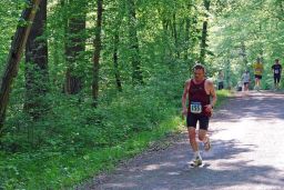 Volkslauf_2010_F_10_u__16km_(83).JPG